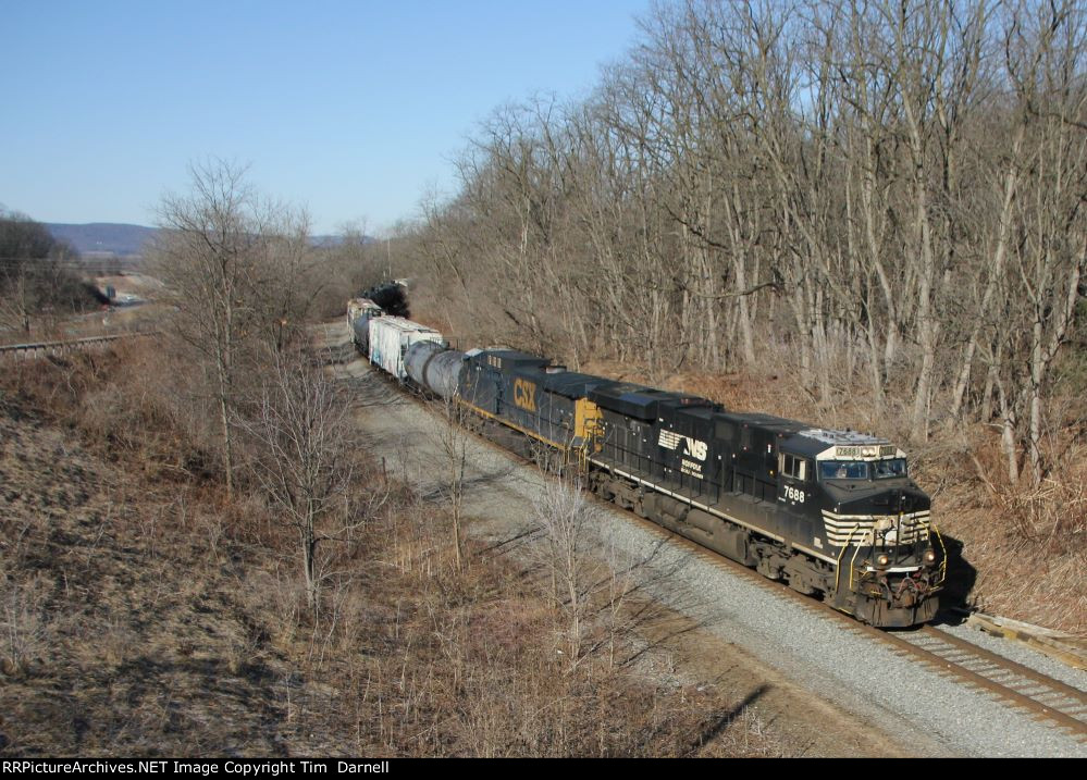 NS 7688, CSX 96 on 316